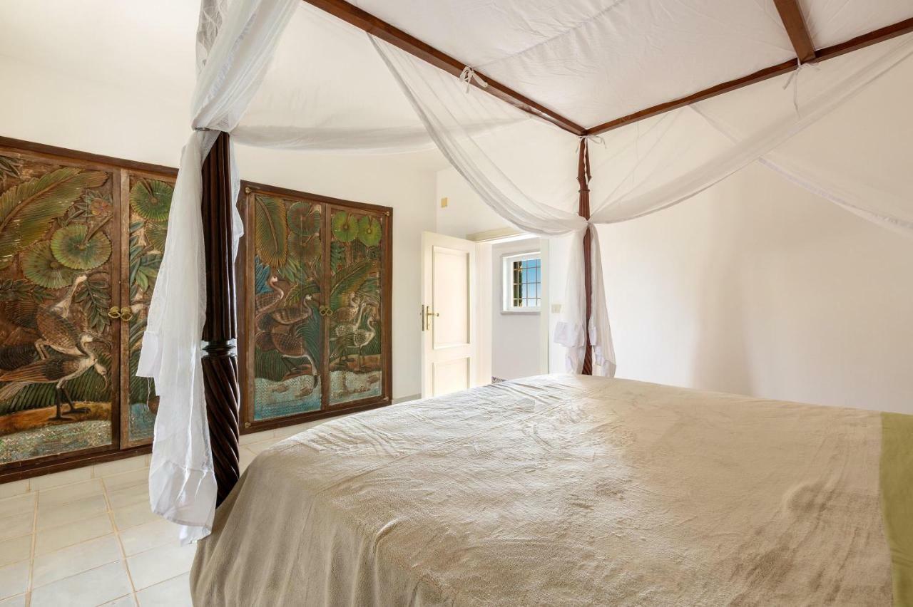 Trullo Il Karrubo Villa Остуни Екстериор снимка